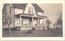 RPPC Somers WI Residence Scene Children Playing in Yard 1919 picture