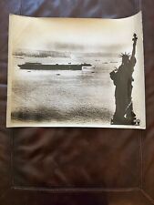 WWII Dispatch News Service photo- New Transport Ship passing by Lady Liberty picture