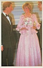 The Princess of Wales, Royal Ambassador of Fashion Majesty Collectors' Cards 2/6 picture