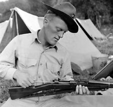 WW2  Photo WWII US Marine Rifle Cleaning 1903 USMC 1941  World War Two / 1623 picture