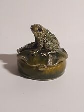 Enameled and Bejeweled Frog Pillbox picture