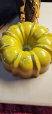 Vintage Northland Aluminum 10” Bundt Cake Pan Fluted Tube Yellow Gold Ombré USA picture