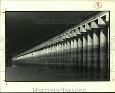 1982 Press Photo Massive Concrete I-10 Bridge Over Atchafalaya Lake, Louisiana. picture