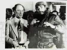 1976 Press Photo Canadian Prime Minister Trudeau and Cuban Prime Minister Castro picture