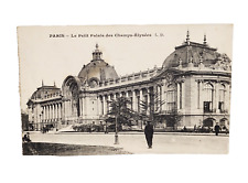 Paris - Le Petit Palais des Champs-Elysees L. D.  Vintage  Post Card picture