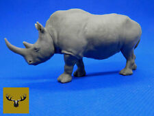 Modern White Rhinoceros in 1/35 scale. Super detailed, resin cast picture
