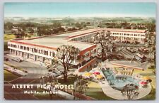 Postcard Mobile Alabama Albert Pick Motel and Swimming Pool Area picture