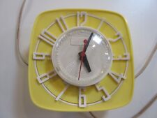 Vintage MCM Yellow General Electric Wall Clock Model 2H44 Retro picture