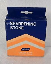 Vtg NORTON INDIA Oilstone Round 1B 64 Knife Sharpening Stone 2 Sided Never Used picture