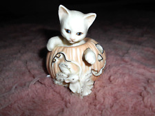  Lenox White Cat In Pumpkin Jack o Lantern With Mouse Porcelain Figurine  picture