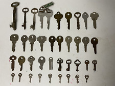 Lot of 39 Vintage Skeleton and other keys picture