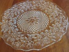 Beautiful Vintage Pineapple & Floral Clear Glass Plate 9 1/4