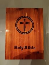 VTG 1958 Memorial Edition Holy Bible Cedar Box Made by Union Labor Memorial   picture