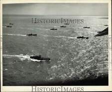 1944 Press Photo Victorious US landing craft return from European War Theater picture