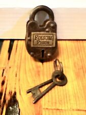 Folsom Prison Cast Iron Rusty Lock Padlock with 2 Working Keys SAME DAY SHIPPING picture