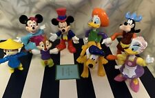 Vintage Disney WDW Epcot PVC Figure World Showcase LOT. 8 Figures picture