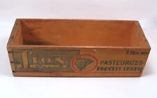 vintage LION Brand 5 lb Cheese box, Columbia Cheese Co, Newark, NJ. Very Good picture