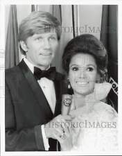 1971 Press Photo Gary Collins & Wife Mary Ann Mobley, Co-Hosts of Miss America picture
