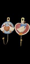 Set Of 2 Vintage White Duck Hearts Wall Hooks 4.5”x2.5” picture