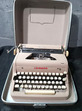 Vintage Royal Quiet De Luxe  Tan Crinkle  Portable Typewriter - 1957 picture