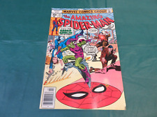 February 1978 Marvel Comic: The Amazing Spider-Man #177 - Goblin In The Middle picture