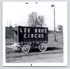 c1960s Original Photo~Lee Bros Circus Show Bandwagon~Baraboo WI~Vintage Snapshot picture