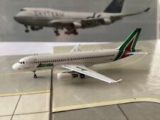 Gemini Jets Alitalia Airbus A320, 1:400 Scale picture
