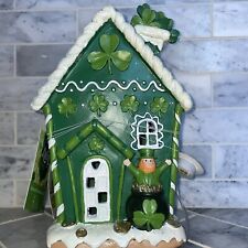 Lucky Lane St Patrick’s Day Shamrock Light Up Led Gingerbread House New picture