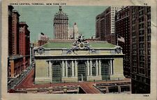1946 NEW YORK CITY GRAND CENTRAL TERMINAL RAILROAD STATION LINEN POSTCARD 25-171 picture