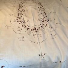 VINTAGE MADEIRA TABLECLOTH HAND EMBROIDERY CUTWORK LINEN LARGE BANQUET 99”x68”. picture