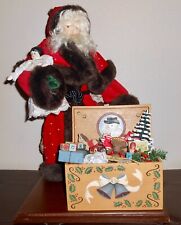 HOUSE OF HATTEN Norma DeCamp SANTA CLAUS TOY CHEST Wind Up Music Box 18
