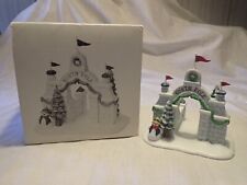 Dept 56 North Pole Series #5632-4 North Pole Gate Vintage in box picture