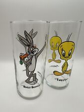 VINTAGE 1993 Tweety & Bugs Bunny 6