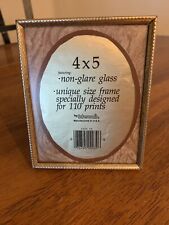 Vtg Photo Picture Frame Gold Brass Tone Metal 4x5 picture