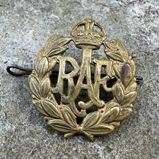 ORIGINAL WWII WW2 British RAF Royal Air Force Hat Cap Badge picture