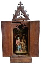 TRAVELING CHAPEL. HOLY FAMILY IN STUCCO. WOODEN CHAPEL. XIX CENTURY. picture