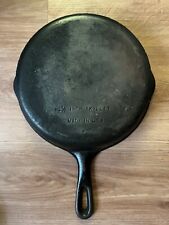 Unmarked Wagner Ware 10 1/2 Inch F Cast Iron Skillet No. 8 Made In USA picture