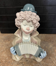 Lladro Fine Melody Clown Playing Concertina 7 1/2 Inch Figurine 5585 picture