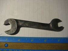Vintage The Billings & Spencer Co Hartfort Conn. USA Wrench 1557 CAP 1/4 5/16 picture