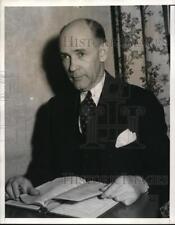 1935 Press Photo C M Moore Packers representative conducted negotiations picture