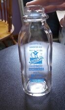 Vintage Dairyland Dairy Des Moines, Iowa Milk Bottle 1 Pint picture