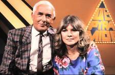 Ernst Huberty, Barbara Dickmann, ZDF-Rate-Show Die Pyramide, - 1985 Old Photo 2 picture