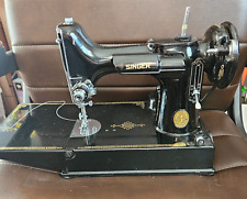 1948 SINGER FEATHERWEIGHT 221-1 SEWING MACHINE AJ013418 W/ CASE & ACCESSORIES picture