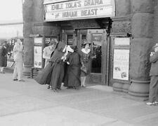 Michigan Ave. Chicago Illinois Theatre Vintage Old Photo 8.5 x 11 Reprints picture