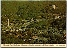 VINTAGE CONTINENTAL SIZE POSTCARD NORTHERN ENTRANCE TO GREAT SMOKIES GATLINBURG picture