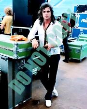 1970s Eddie Money Backstage During Concert Two Tickets To Paradise 8x10 Photo picture