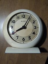 Vintage US Time Corporation Wind Up Alarm Clock Needs Work picture