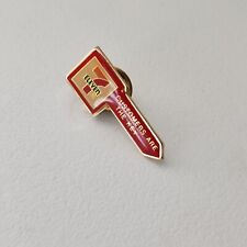 7 Eleven Customers are the Key Lapel Hat Pin 7-11 Vintage picture
