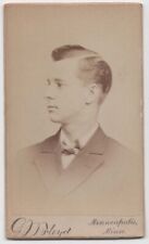 ANTIQUE CDV CIRCA 1880s HOYD HANDSOME YOUNG MAN IN SUIT MINNEAPOLIS MINNESOTA picture