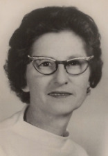 7C Photograph Lovely Older Woman Lady Cateye Glasses Portrait 5x7 1950's picture